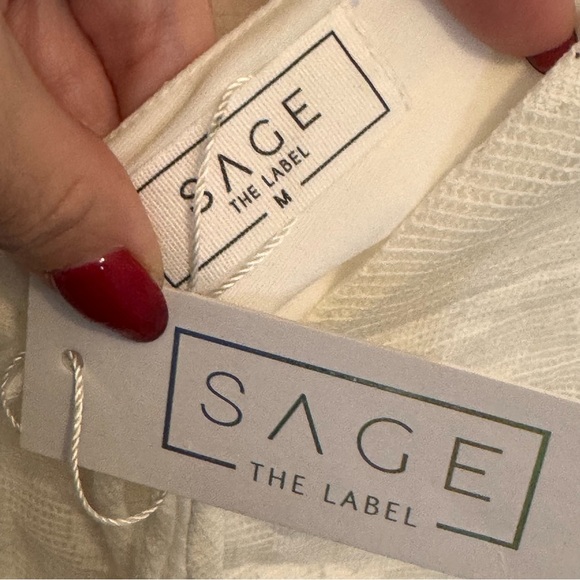 Sage Ivory lace Dress - Picture 2 of 3